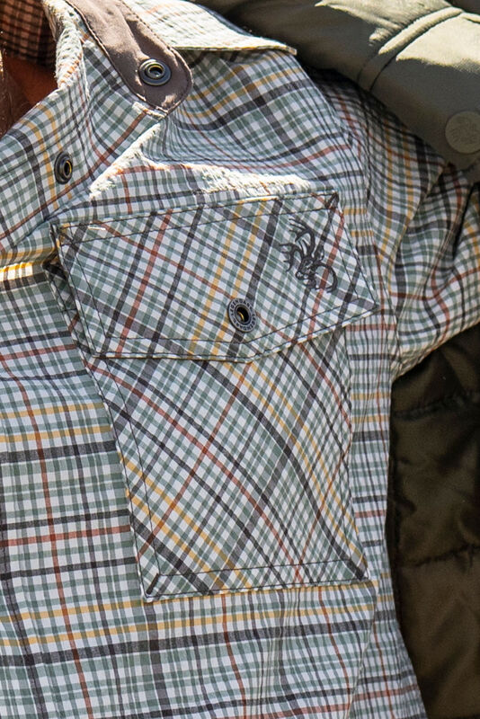 Men's Textured Stretch Woven Plaid Short Sleeve Shirt image number 3