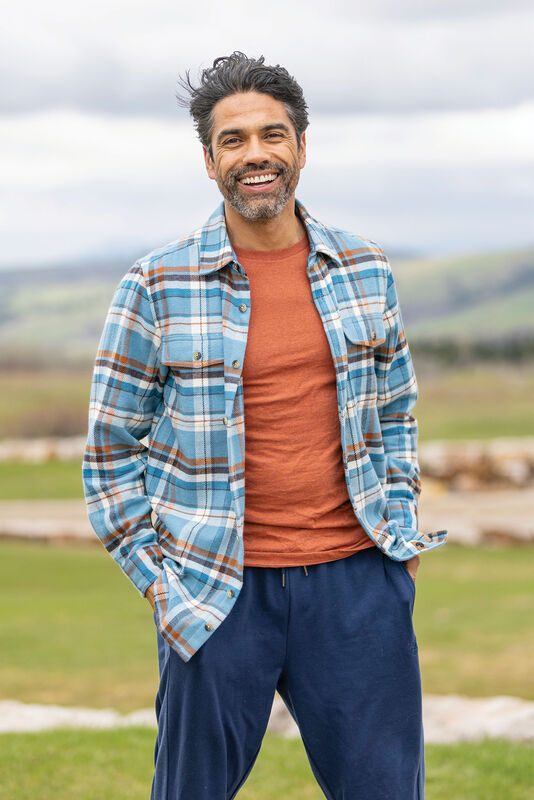 Brawny Plaid Long Sleeve Flannel Button Up Shirt image number 2